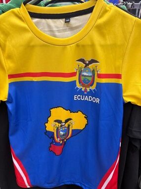 Team Apparel Yellow & Blue Ecuador Kids Soccer Top